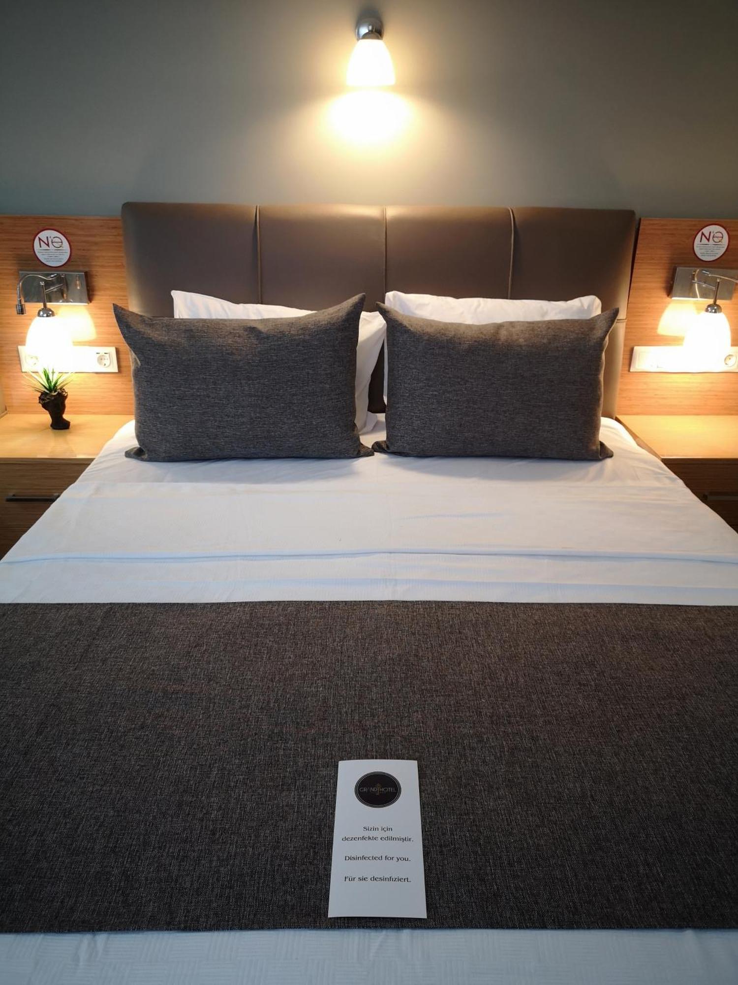 Grand Park Hotel Istanbul City Center Bed And Breakfast エクステリア 写真